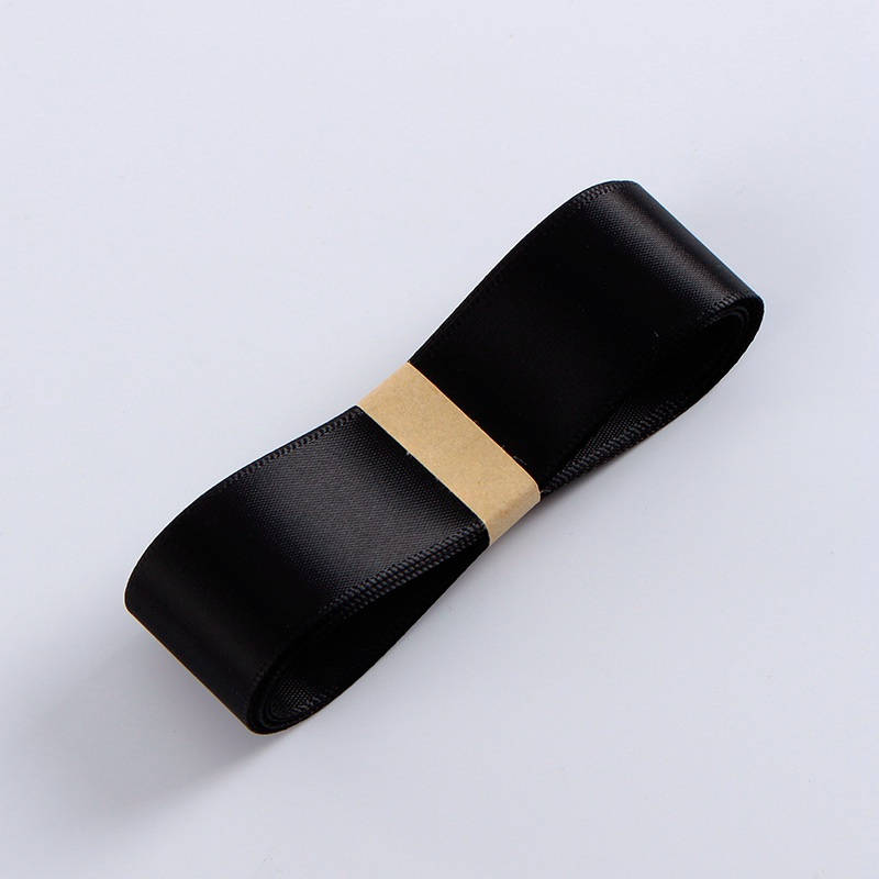 Wstążka satynowa PREMIUM - 2,5 cm × 30 metrów