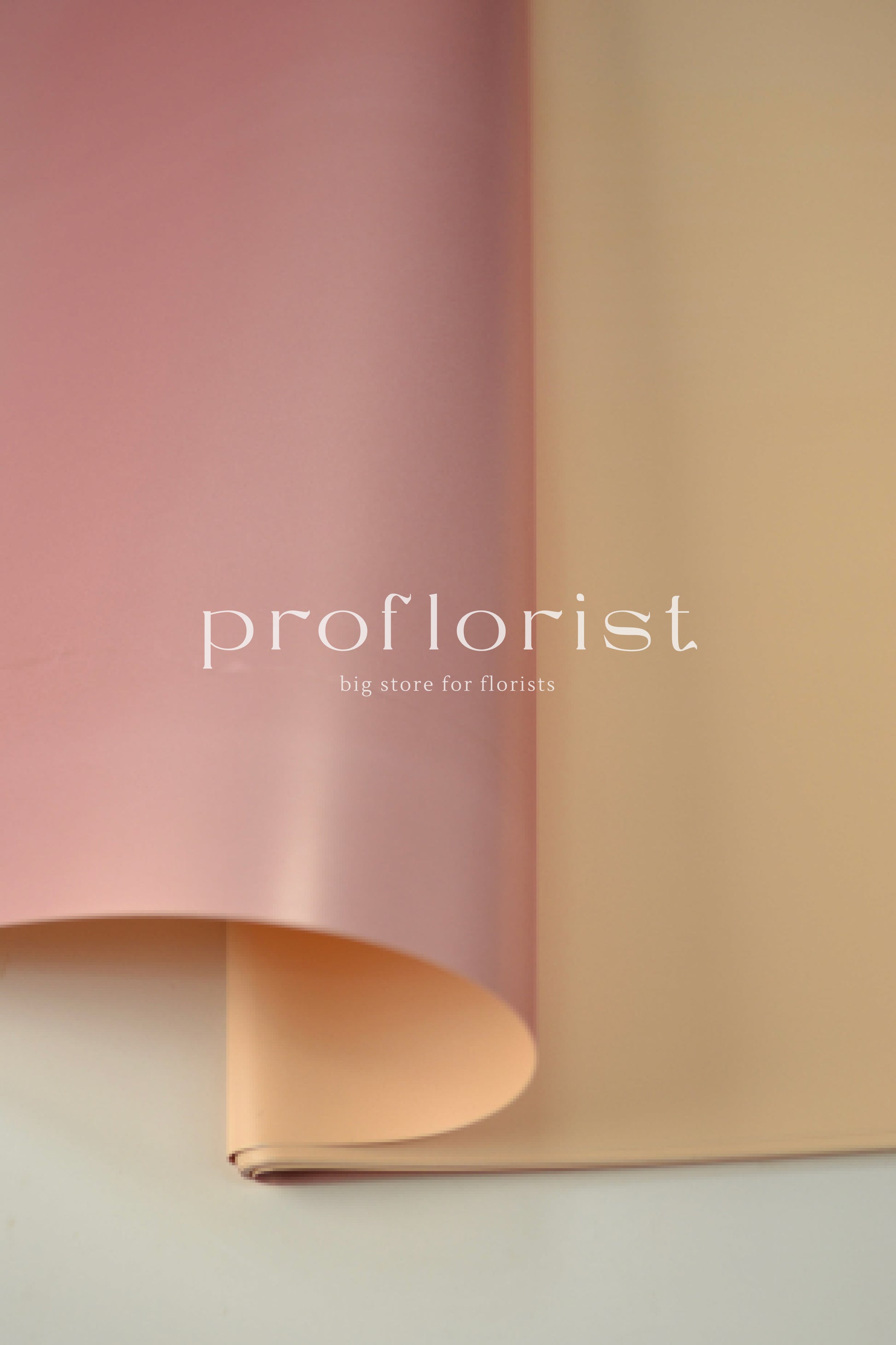 Folia ozdobna florystyczna wodoodporna dwustronna, dwukolorowa satynowa do opakowania bukietów w arkuszach, 20 szt, premium jakość, połysk różowe złoto z jednej strony i z drugiej kolor żółty | Proflorist 