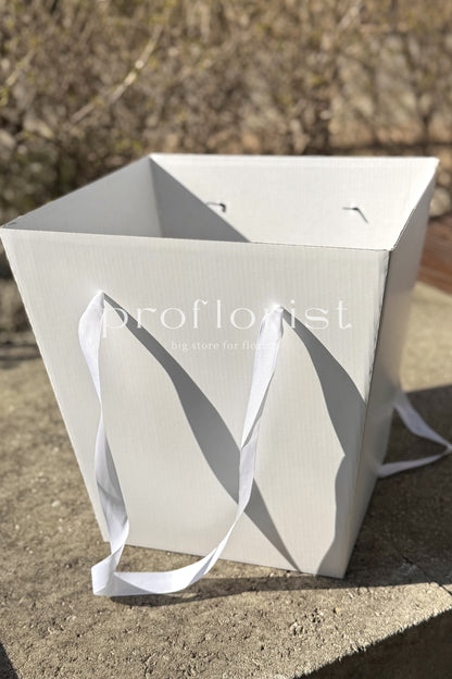 Torba na kwiaty ze sztywnej tektury falistej 32x23x32 cm