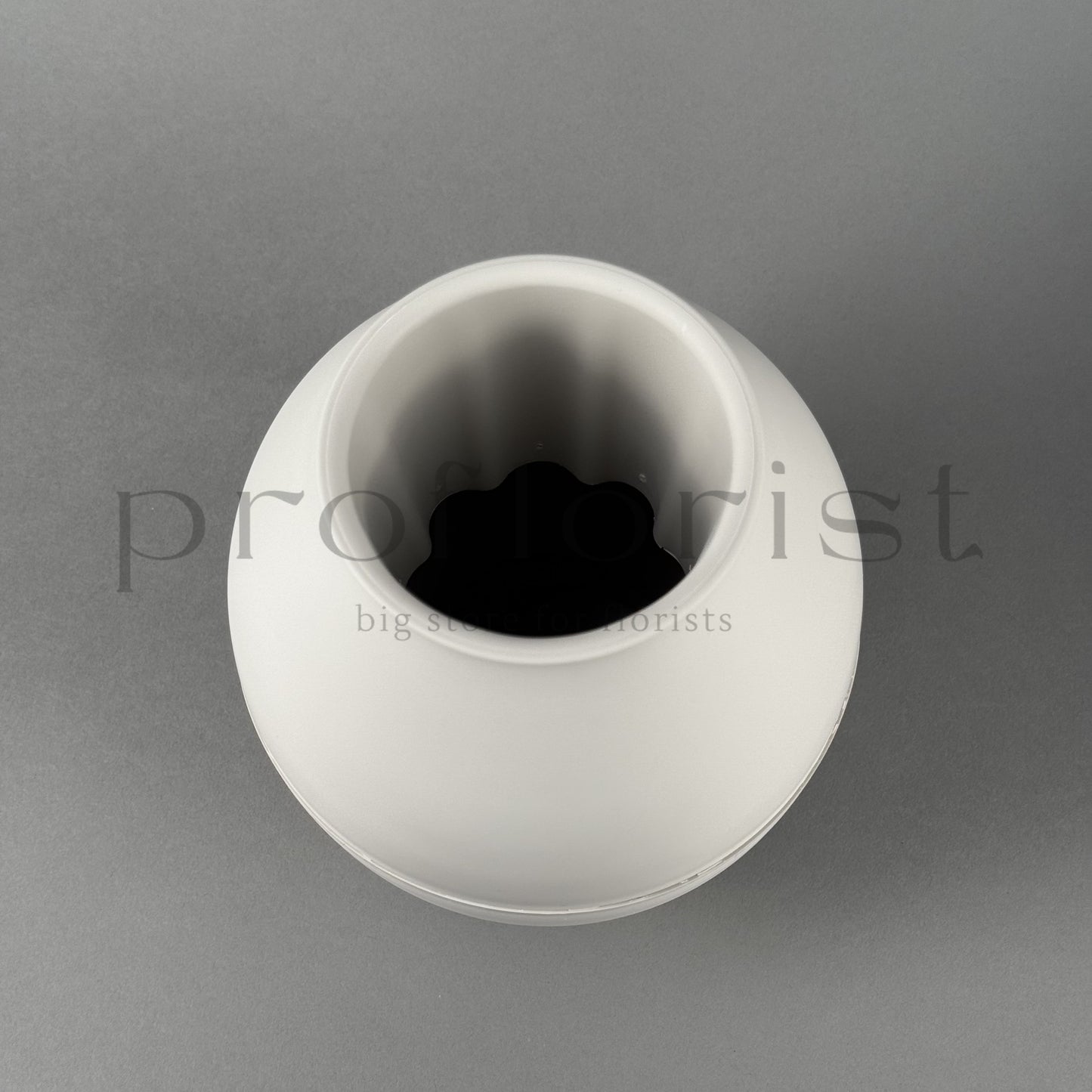 Wazon z ochroną przed rozlaniem - praktyczny i elegancki