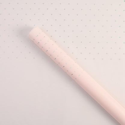 Folia florystyczna w DROBNE SERDUSZKA w arkuszach 58x58 cm, 20 ark/opak