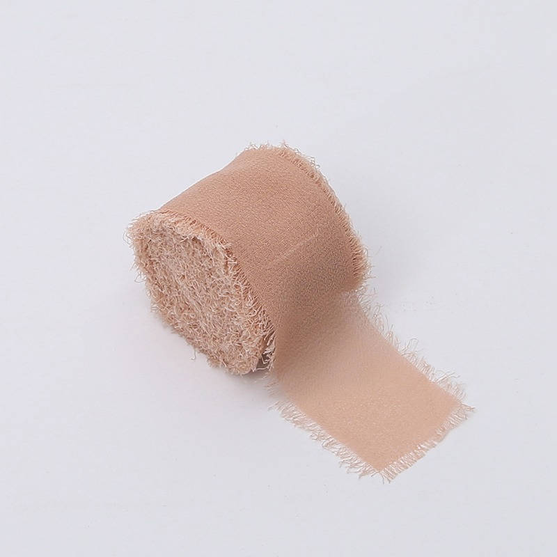 Wstążka szyfonowa rwana 4 cm × 5Y – lekka