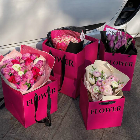 Torba lakierowana z napisem FLOWER - FUCHSIA